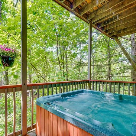 Smoky Mountain Cabin With Deck And Hot Tub! 鸽子谷 外观 照片